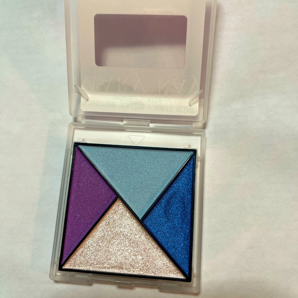 Mary Kay Glistening  Horizon Eye Color Palette
